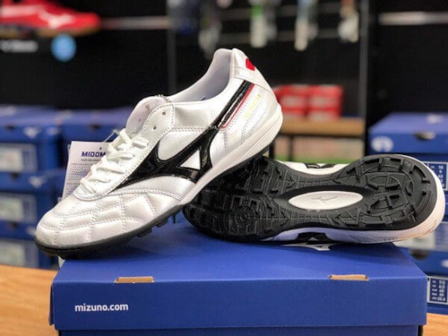MIZUNO MORELIA TF - NÂNG TẦM CẢM GIÁC THẬT CHÂN