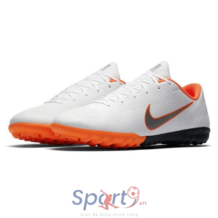 Hình ảnh của Nike Mercurial Vapor Academy Astro Turf Trainers White/ChrOrange