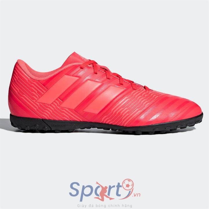 Hình ảnh của adidas Nemeziz Tango 17.4 Astro Turf Trainers Coral/RedZest