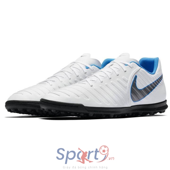 Hình ảnh của Nike Tiempo Legend Club Astro Turf Trainers White/ChrBlue