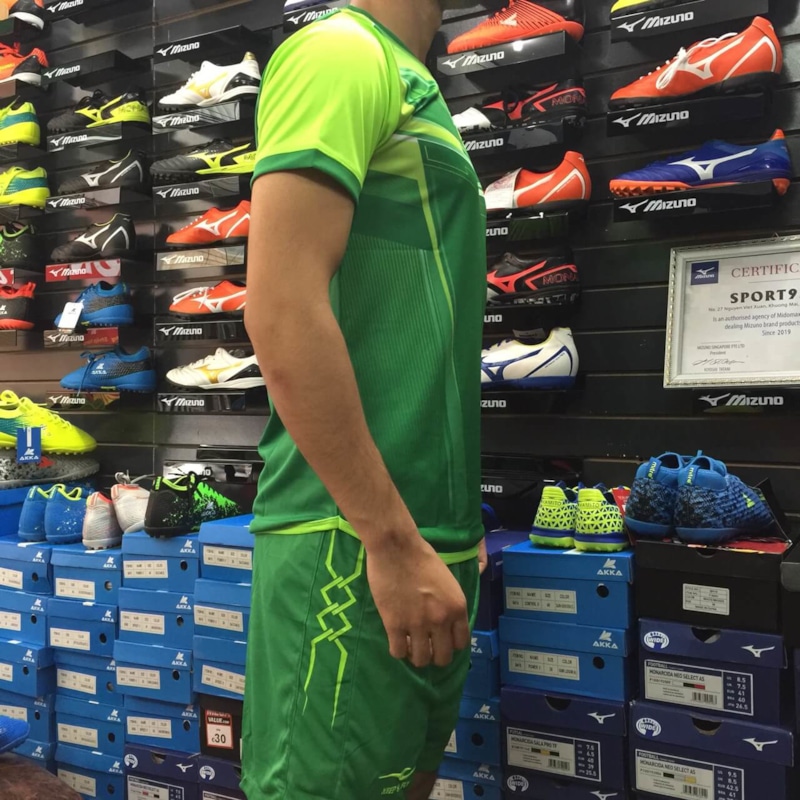 Hình ảnh của Áo bóng đá keep & fly màu xanh lá cây