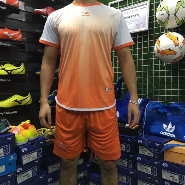 Hiện chi thiết của Áo bóng đá keep & fly màu cam trắng