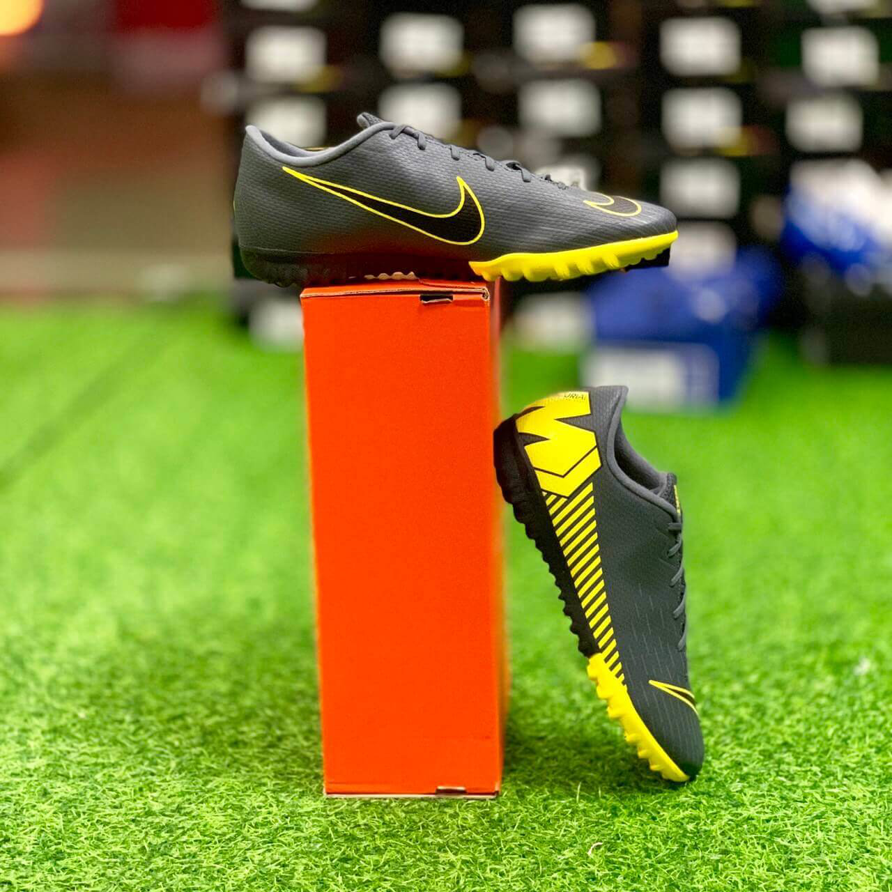 nike mercurial vapor xii academy futsal