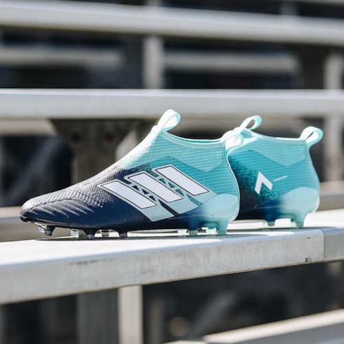 Lý do bạn nên mua giày đá bóng Adidas tại Sport9?