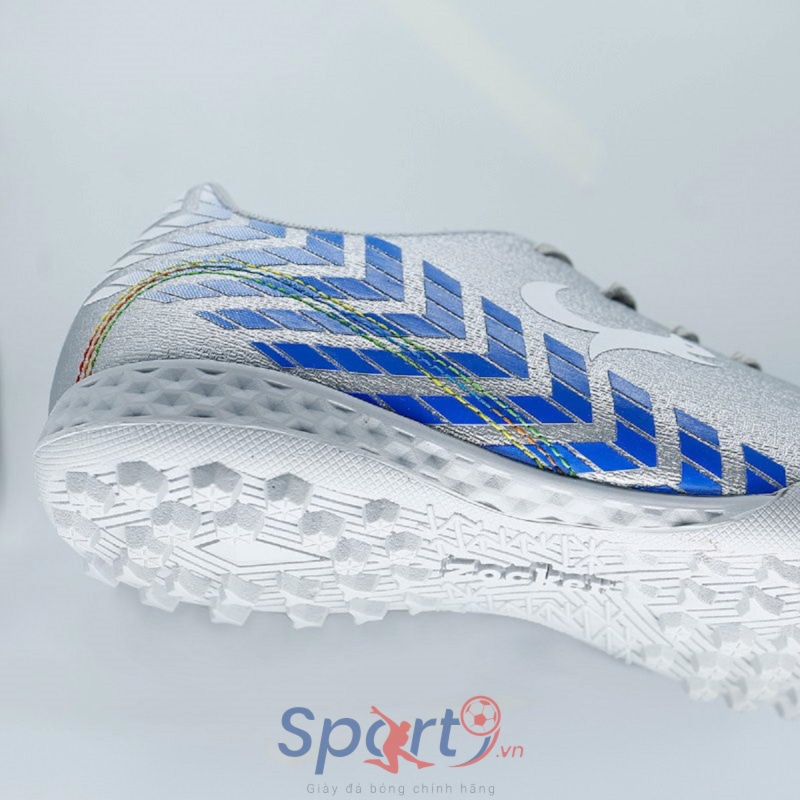 Giày đá bóng Zocker Space - Màu Bạc