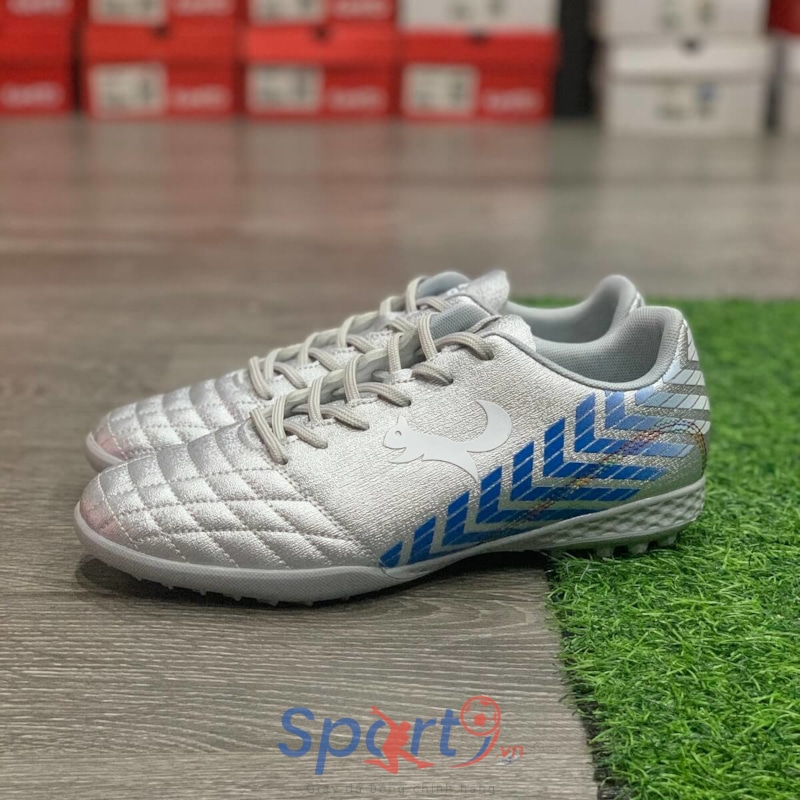 Giày đá bóng Zocker Space - Màu Bạc