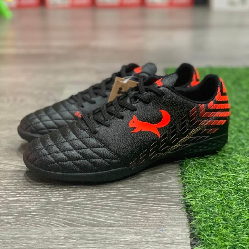 Giày đá bóng Zocker Space - Màu Đen