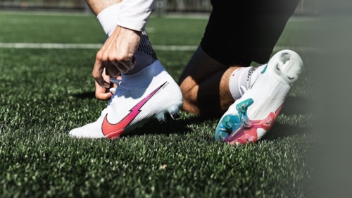 Nike chuẩn bị ra mắt coloway mới -  Flash Crimson