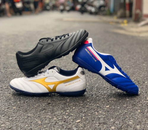 Review Mizuno Morelia II Club - mẫu giày bóng đá sân 7 mới nhất