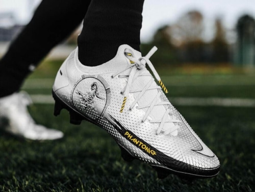 Nike Phantom GT Scorpion – Huyền thoại bò cạp trở lại