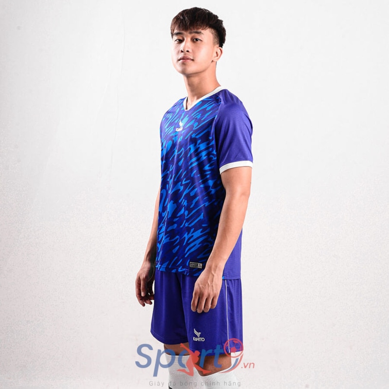 BỘ QUẦN ÁO BÓNG ĐÁ KAMITO HỌA TIẾT VẰN KMSH2103 - MÀU XANH BÍCH