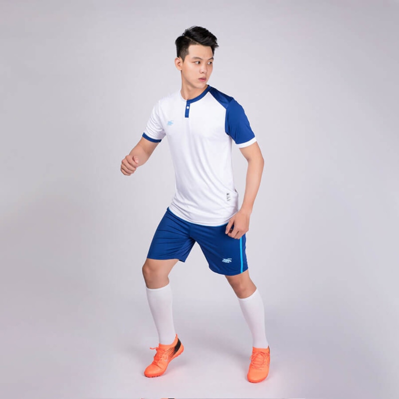 BỘ QUẦN ÁO BÓNG ĐÁ RIKI LOSTORAN - MÀU TRẮNG