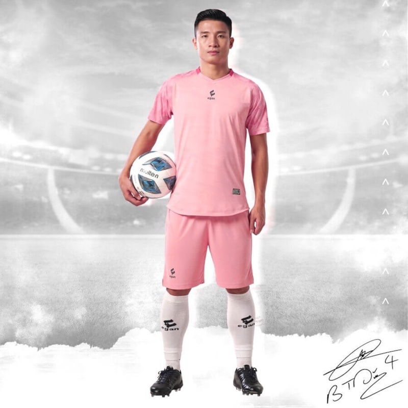 BỘ QUẦN ÁO BÓNG ĐÁ EGAN ALPHA TD04 BÙI TIẾN DŨNG - MÀU HỒNG