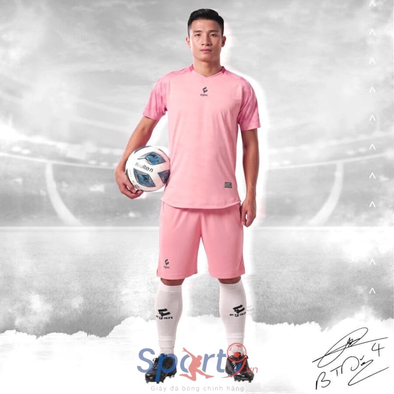 BỘ QUẦN ÁO BÓNG ĐÁ EGAN ALPHA TD04 BÙI TIẾN DŨNG - MÀU HỒNG