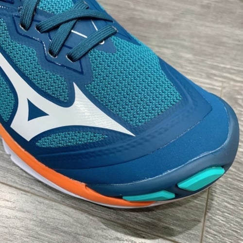 MIZUNO WAVE LIGHTNING Z6 MID NEW XANH TRẮNG ĐỎ