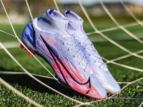 Giới thiệu giày đá bóng Nike Mercurial Superfly 8 'KM Flames' dành riêng cho Kylian Mbappé