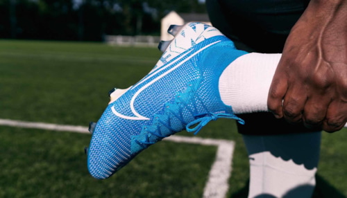 TỔNG QUAN VỀ GIÀY ĐÁ BÓNG NIKE MERCURIAL