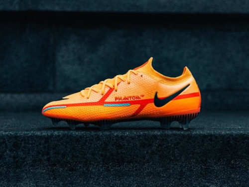 Nike ra mắt silo thứ 2 của bộ sưu tập ‘Blueprint’ - Phantom GT II Blueprint
