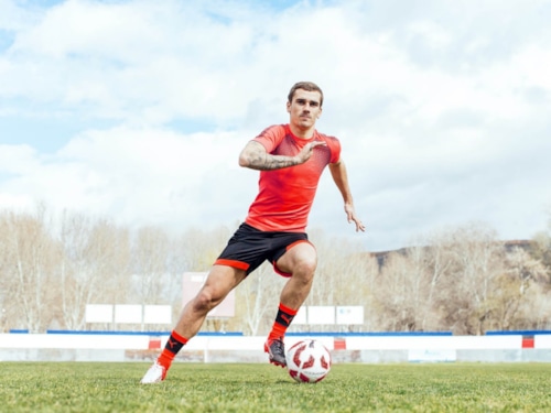 TỔNG QUAN VỀ THƯƠNG HIỆU GIÀY ĐÁ BÓNG PUMA