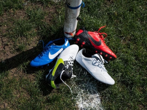 Nike Football ra mắt những màu sắc mới cho BST Nike Premier III