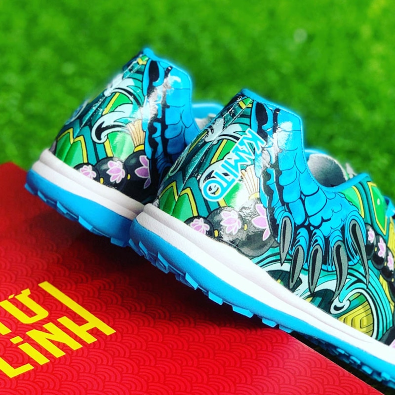 Kamito Tứ Linh - Màu Xanh Ngọc	