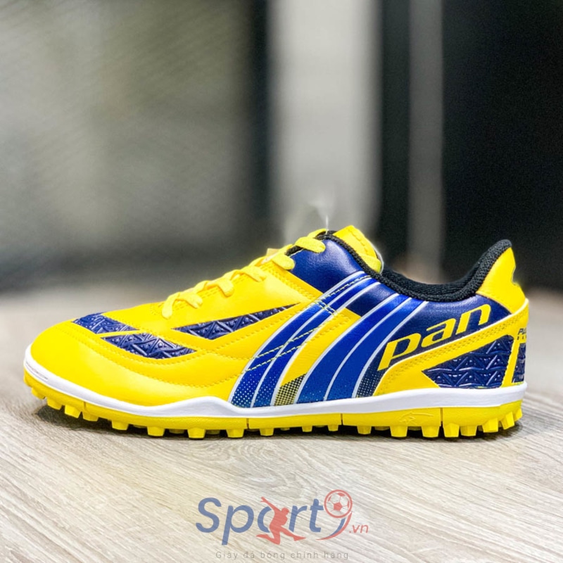 Giày đá bóng Pan Patriot - PF15ZB - Màu Vàng