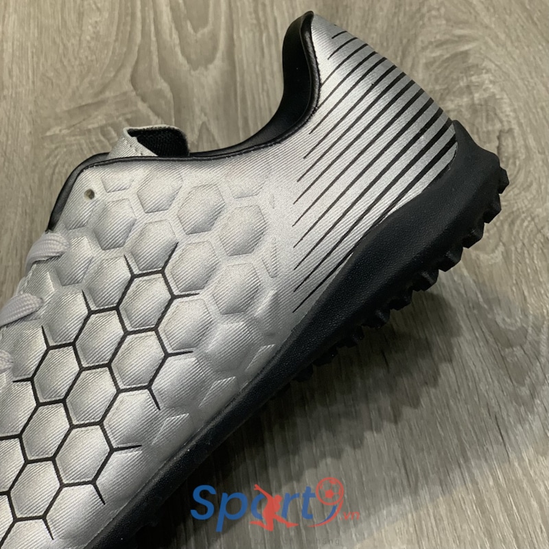 Giày đá bóng Donexpro C-Class FC2001-02-05 - Bạc