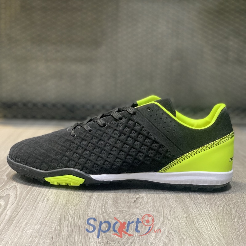 Giày đá bóng Donexpro C-Class FC2001-01-08 - Đen Vàng