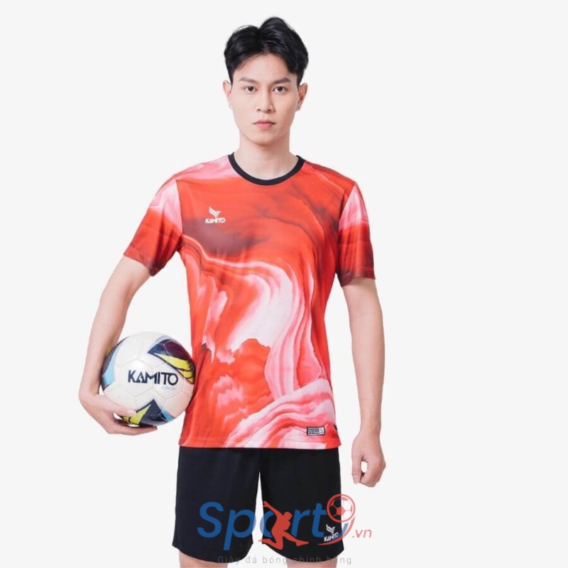 BỘ QUẦN ÁO BÓNG ĐÁ KAMITO TORNADO MÀU ĐỎ ĐEN