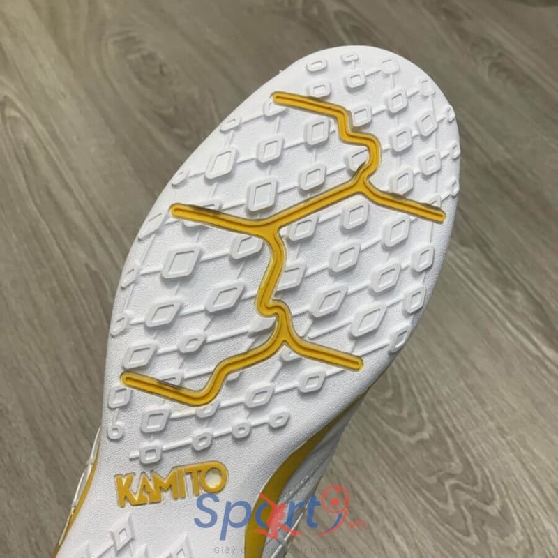 Kamito QH19 Màu Trắng Vàng