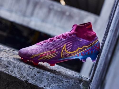 Nike ra mắt phiên bản đặc biệt Ari Zoom Mercurial dành riêng cho Kylian Mbappé