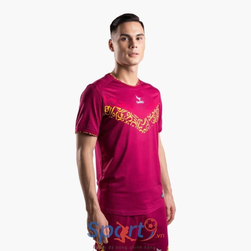 BỘ QUẦN ÁO BÓNG ĐÁ KAMITO WONCUP MÀU ĐỎ ĐÔ