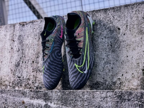 Nike phát hành Phantom GX 'Link' - sự kết hợp giữ Phantom GX và Flyknit Racer
