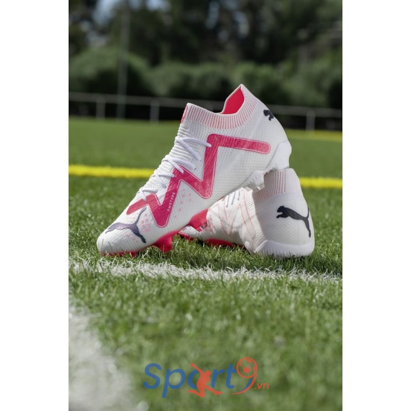 PUMA Future Ultimate FG/AG Breakthrough - PUMA White/PUMA Black/Fire Orchid