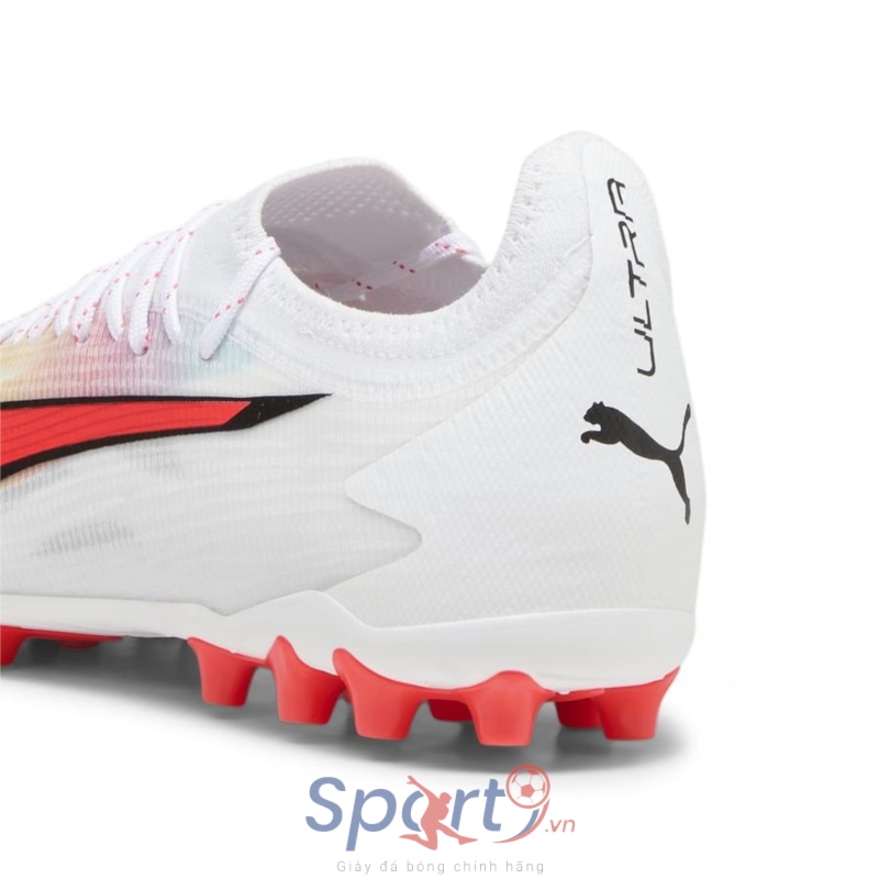 PUMA Ultra Ultimate MG Breakthrough - PUMA White/PUMA Black/Fire Orchid