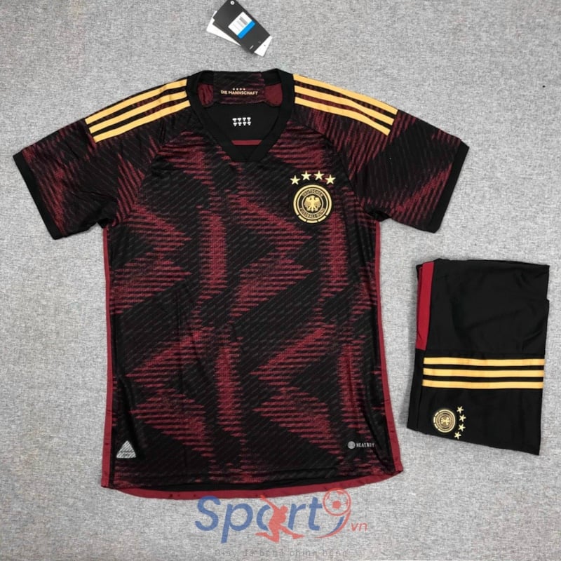 BỘ QUẦN ÁO BÓNG ĐÁ ĐỘI TUYỂN QUỐC GIA ĐỨC MÀU ĐEN ĐỎ