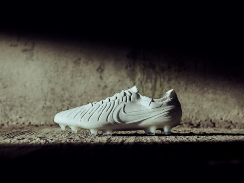 Nike ra mắt phiên bản giới hạn Tiempo Legend 10 “Prototype”