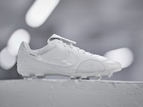 Nike ra mắt Premier III 'Prototype' trong gam màu trắng nguyên bản