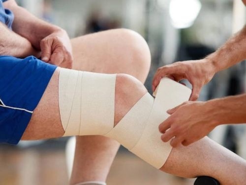 Tầm quan trọng của băng quấn đầu gối đá bóng, cách sử dụng