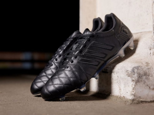 Adidas hợp tác cùng Pro:Direct tái phát hành phiên bản giới hạn Adipure 11 Pro Blackout