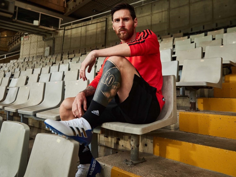 Lionel Messi và chặng đường 2 thập kỷ với giày đá bóng Adidas