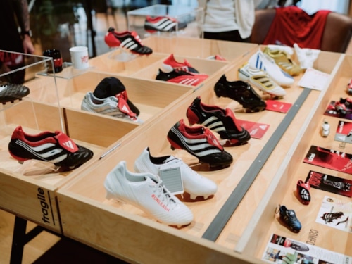 Adidas mở triển lãm giày bóng đá Predator nhân dịp kỉ niệm 30 năm