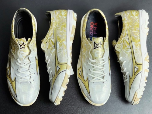 So sánh Mizuno Alpha Elite và Mizuno Alpha Pro AS