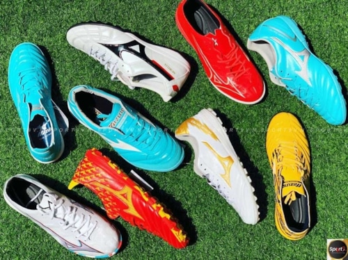Đánh giá 3 loại đế giày đá bóng Mizuno phổ biến nhất cho mặt sân cỏ nhân tạo