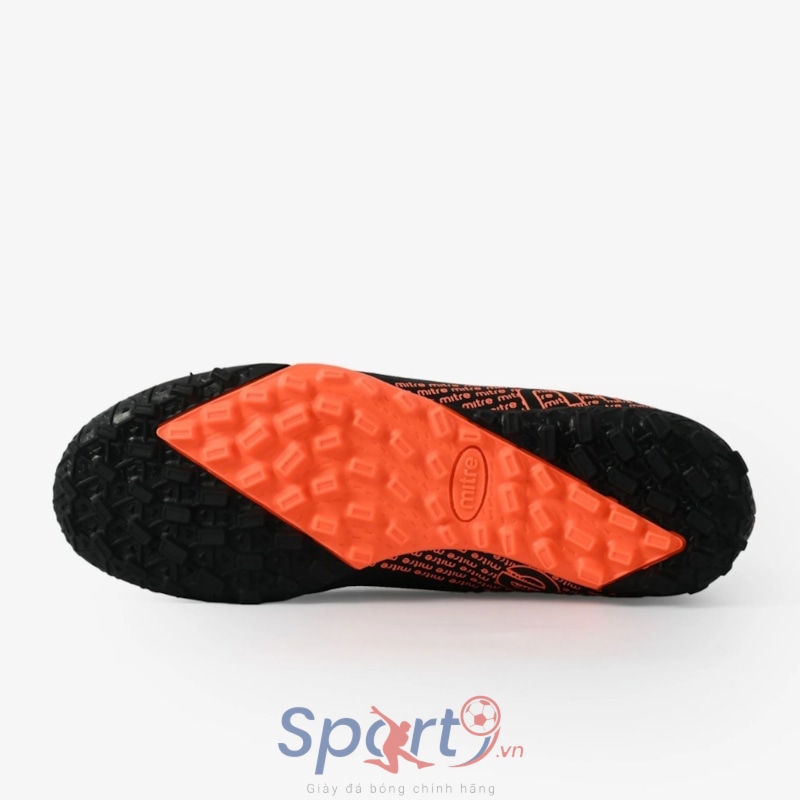 GIÀY ĐÁ BÓNG CỎ NHÂN TẠO MITRE MT-011010 - ĐEN CAM