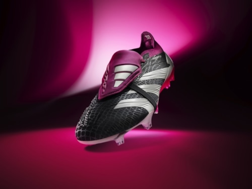 Phân biệt các phân khúc giày đá bóng adidas Predator mới nhất