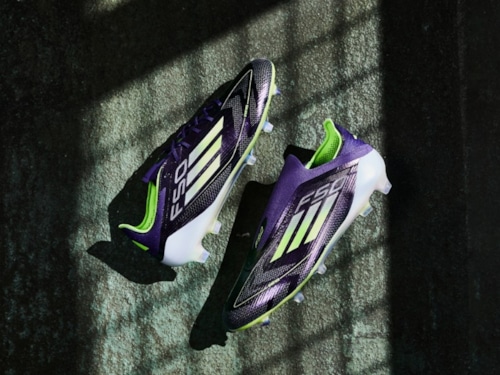 Adidas  tái sinh F50 với phiên bản giày bóng đá đặc biệt "Fast Reborn"