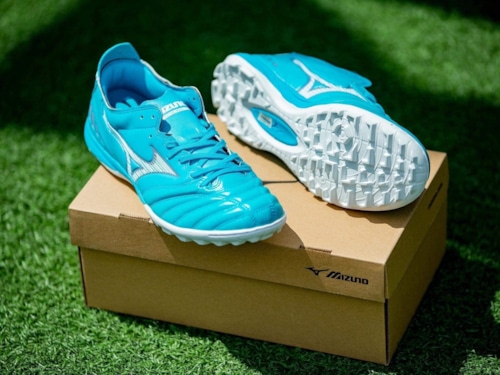 Giải mã sức hút của mẫu giày đá bóng Mizuno Morelia Neo 3 Pro Xanh Ngọc