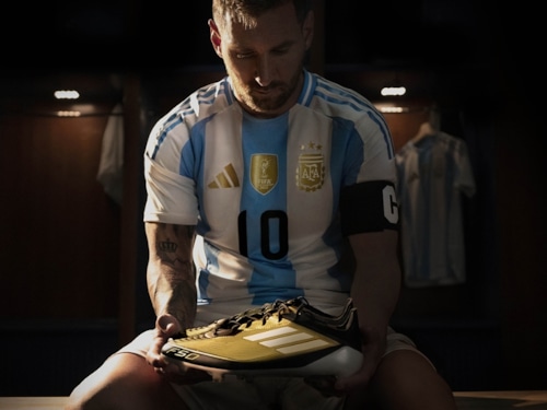 Adidas ra mắt phiên bản giới hạn Lionel Messi F50 Triunfo Dorado