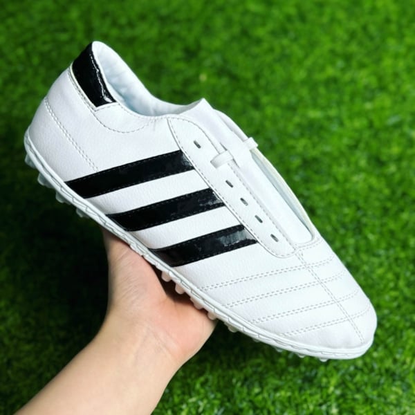 [Loại 1] Giày đá bóng 3 sọc - Màu Trắng/Đen
